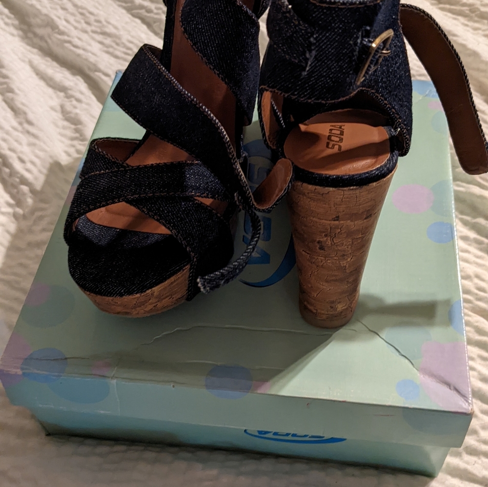 Denim platforms - Picture 2 of 8